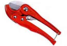 50957 - PVC PIPE CUTTER FOR 1/8"-1 3/8" (3mm-35mm) O.D. PLASTIC PIPE